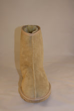 Load image into Gallery viewer, Style Husky - Mid calf length Ugg Boots. Wide fit. Unisex sizes. colours beige, chestnut