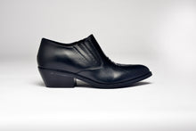 Load image into Gallery viewer, Shoeboot 2, Ladies ankle Boot. Black & Tan