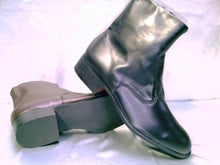 Load image into Gallery viewer, Mens Zip ankle Boot. Soft Kid Leather. Round toe. Resin sole
