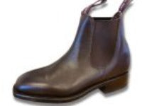 Chisel toe classic elastic side boot. All cow leather upper, lining & sole by MACARTHUR
