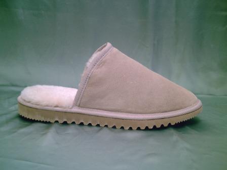 Sheepskin Ugg slipper Scuff. Unisex. Natural & Pink