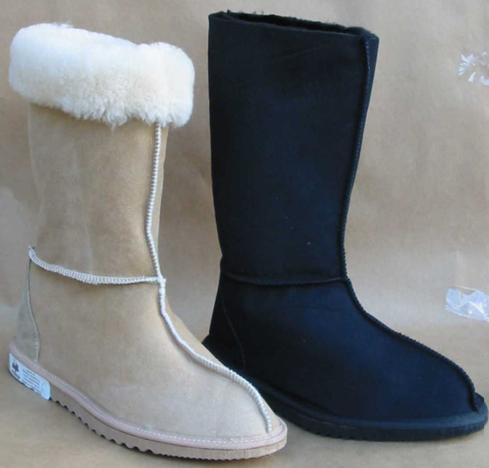 Style code: John. Calf length UGG Boot. Natural & Black. Unisex sizes