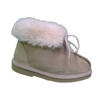 Load image into Gallery viewer, Style: Snug Kids. Ankle boot. Colours Natural and Pale Pink
